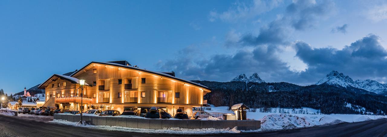 Helmhotel San Candido Exterior foto
