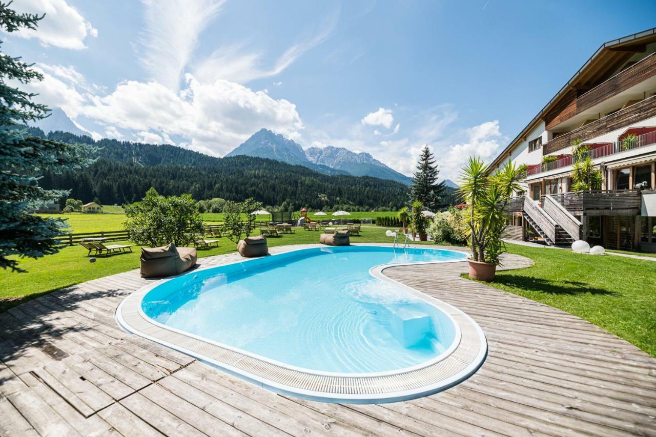 Helmhotel San Candido Exterior foto